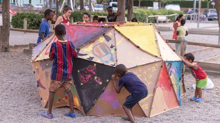 Taller “Planetari-Planeta-Plaça”