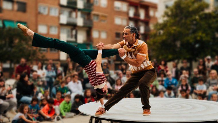 Dúo Laos: Mano a mano, danza – Barcelona
