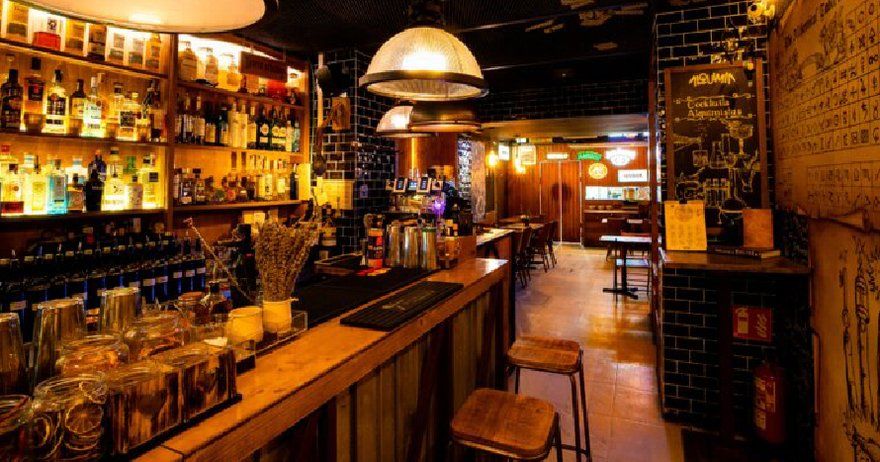 Los secretos de la cerveza en el místico restaurante Química