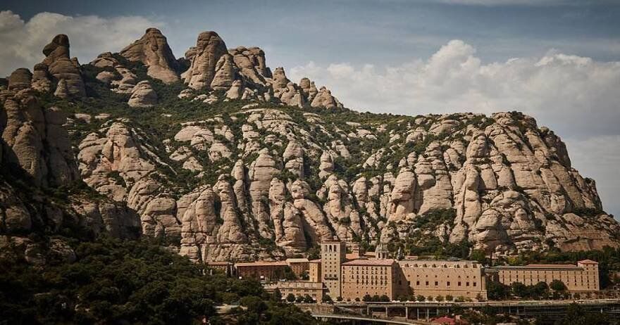 Catalunya Bus Turístic. Easy Montserrat