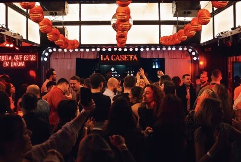 La Caseta: Tapeo andaluz, rumba en directo y tardeo en Barcelona