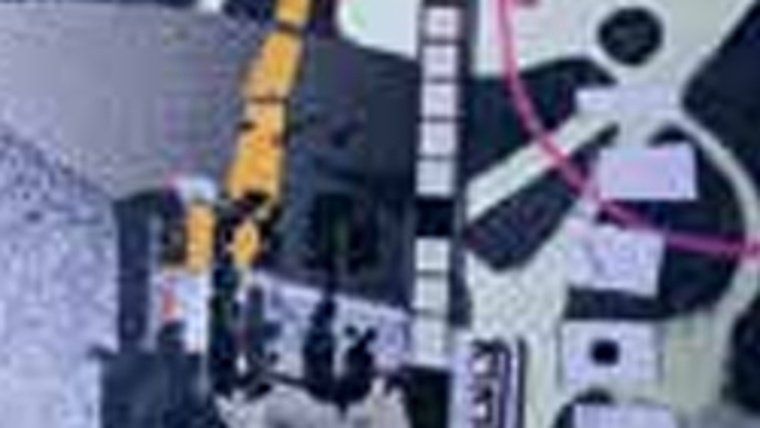 Visita guiada a L'Exposició Ballada: Solo Collage. Arquitecturas, con el laboratorio de Adrián R. Paredes