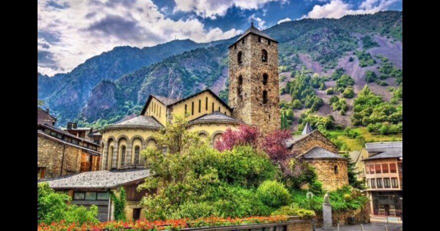 Conoce 3 países en un día. Andorra y Francia desde Barcelona