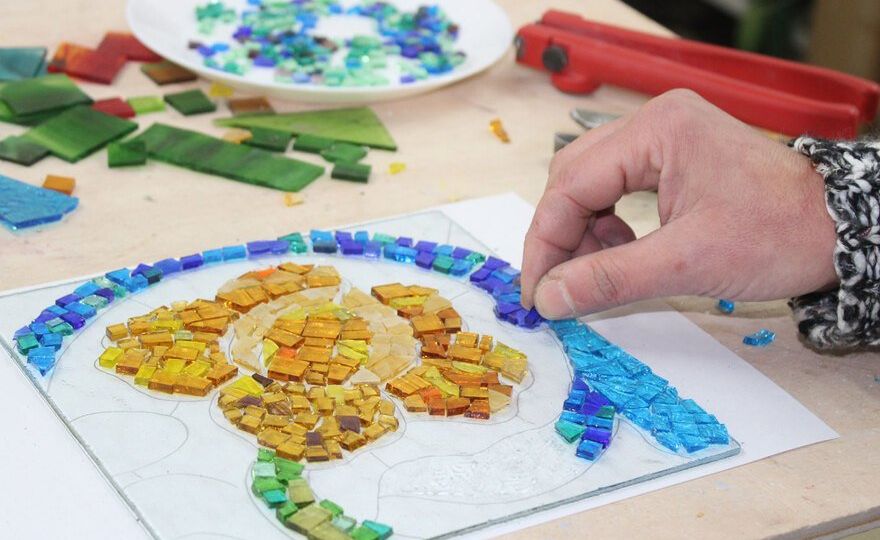 Poble Espanyol - Taller artesanal: haz tu mosaico de vidrio