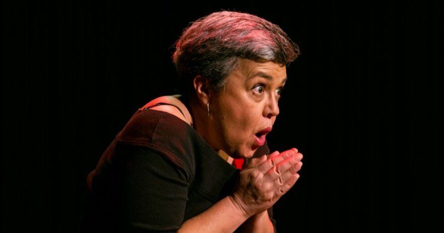 Una o dos palabras - Martha Escudero