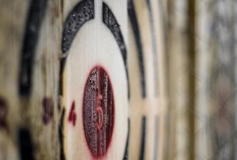 Barcelona: prueba el lanzamiento de hachas y el hidromiel artesanal