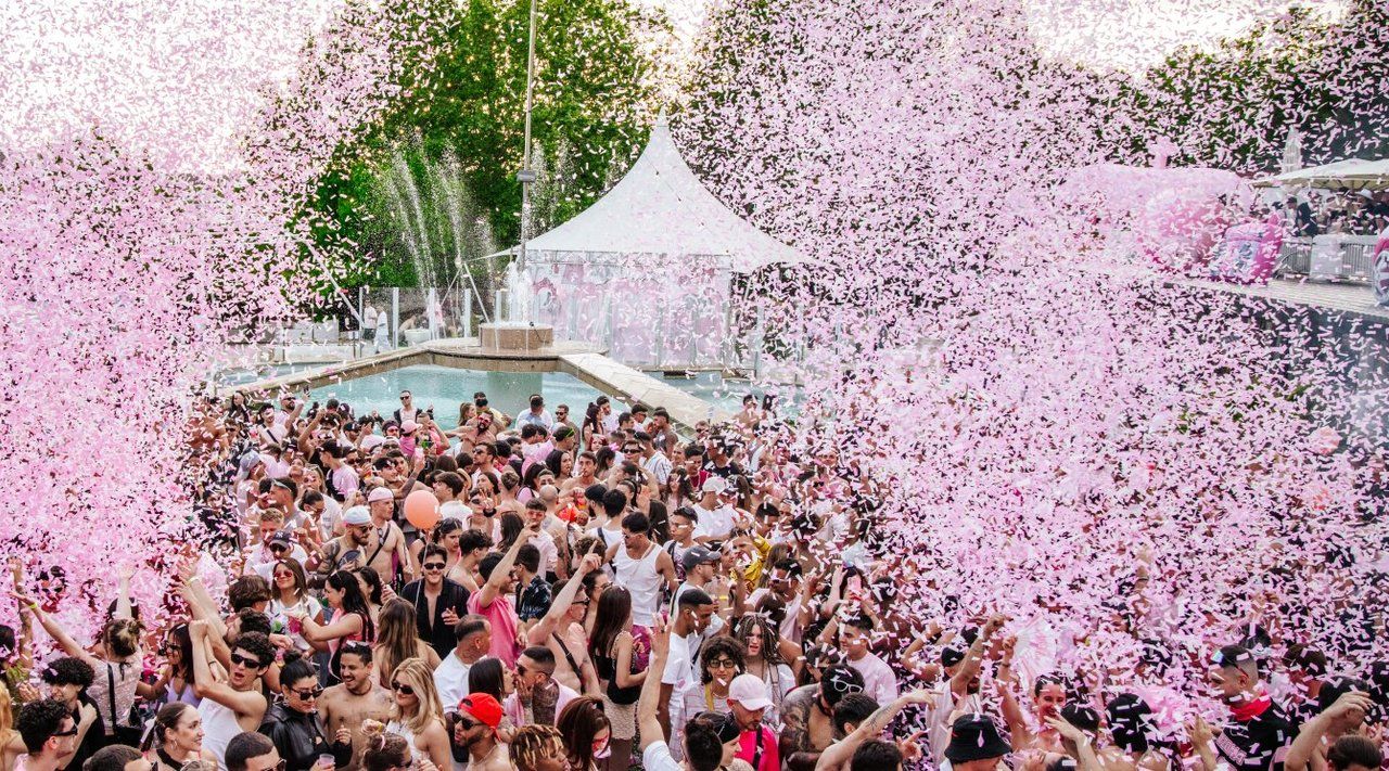 Pinkcloud Open Air