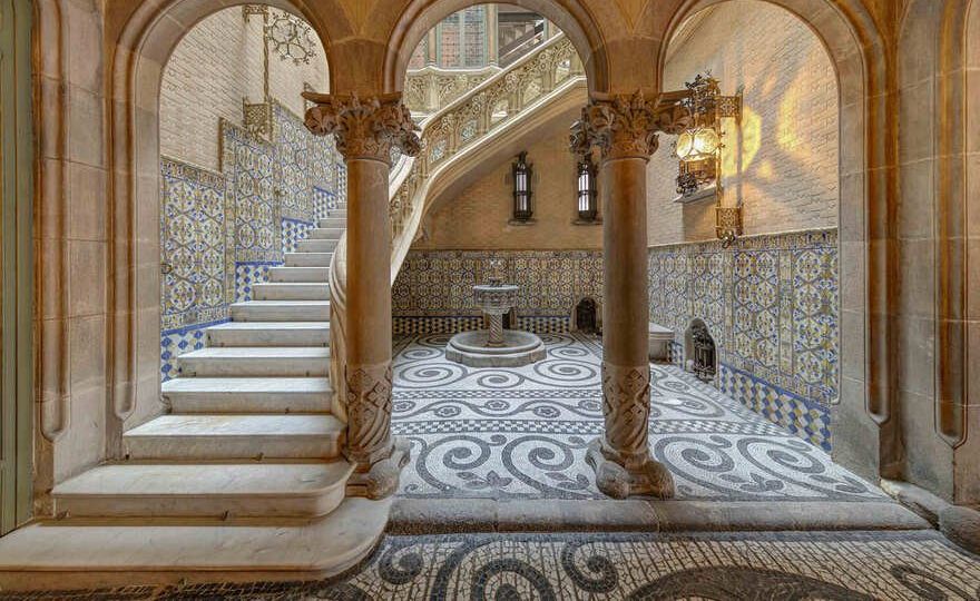 Visita guiada al Palau Baró de Quadras - Cases Singulars