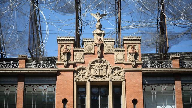 Antoni Tàpies: la retrospectiva que no puedes perderte