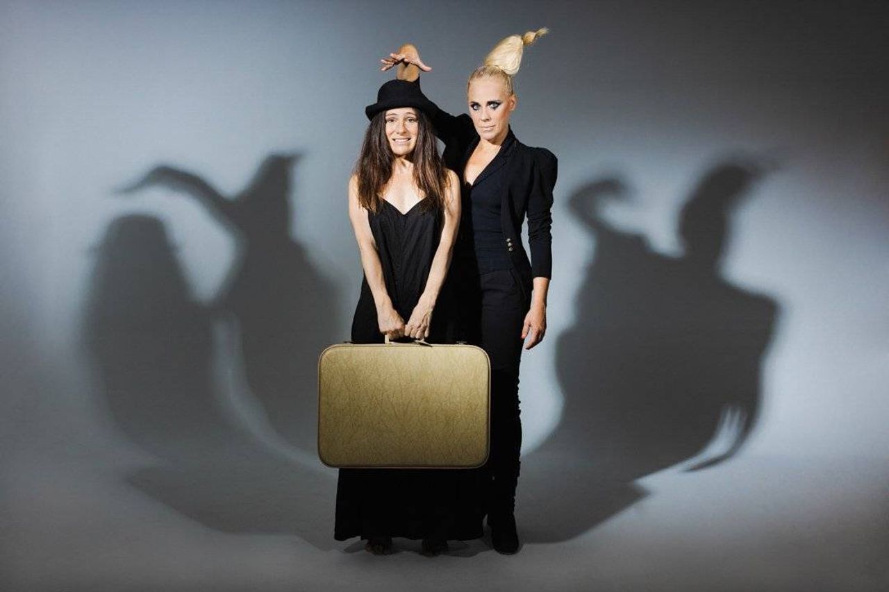 Miren Jalón y Patrizia con Zeta. Foto: El circo invisible