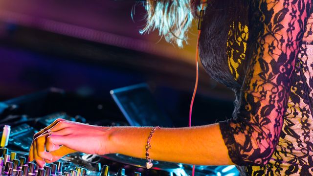 MUTEK Barcelona 2025: un viaje sensorial entre música electrónica y arte digital