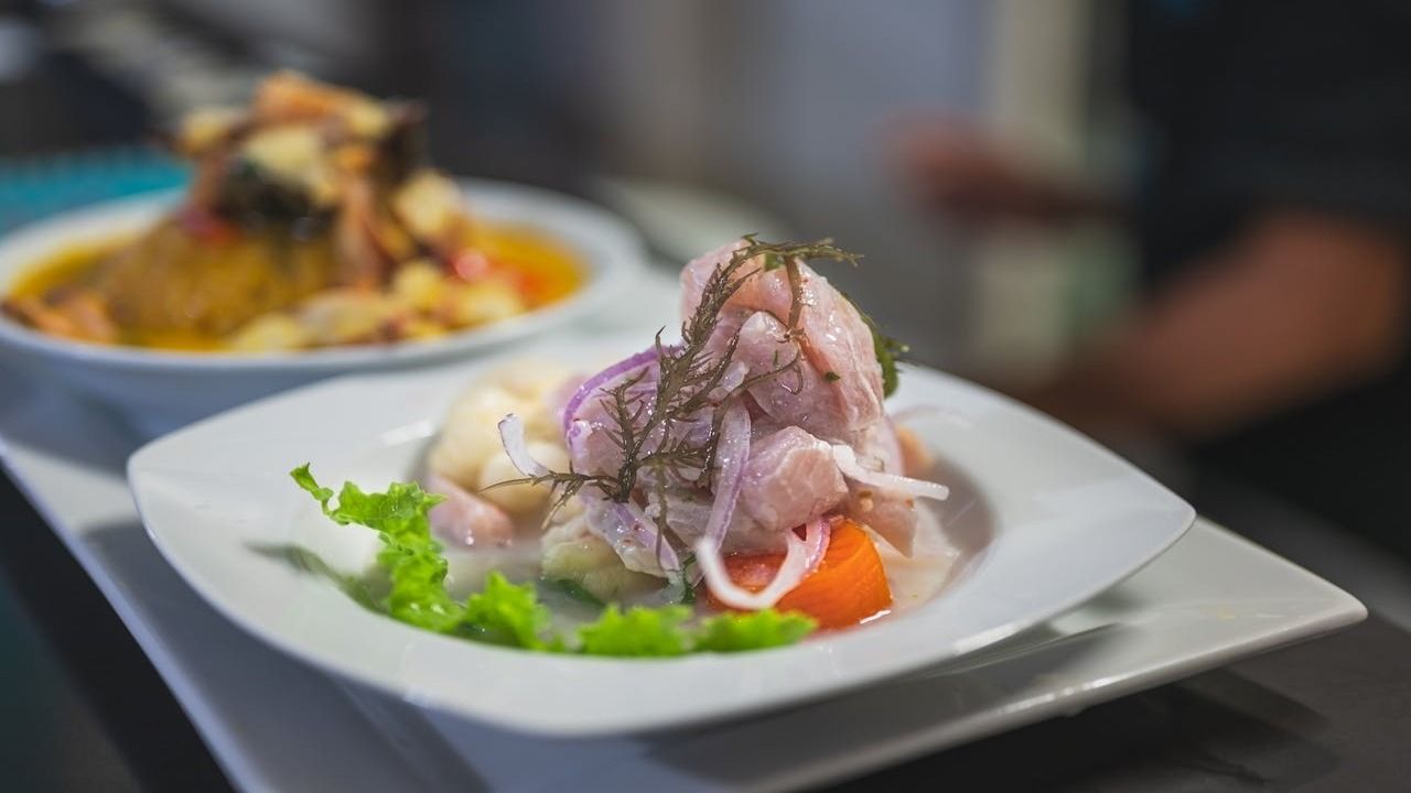 Estos 3 peruanos sirven el mejor ceviche de Barcelona