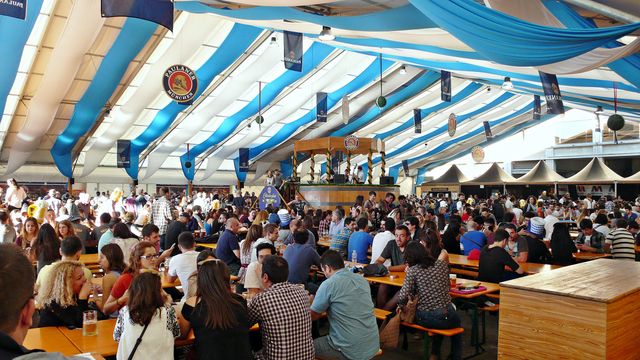 Oktoberfest Barcelona 2026: la gran cita cervecera del otoño en Barcelona
