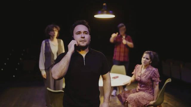 Fairfly: una sátira mordaz sobre el mundo startup