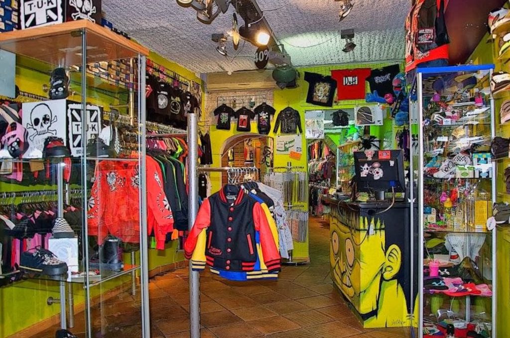 Las 3 mejores tiendas de ropa rockera en Barcelona Hoy Barcelona