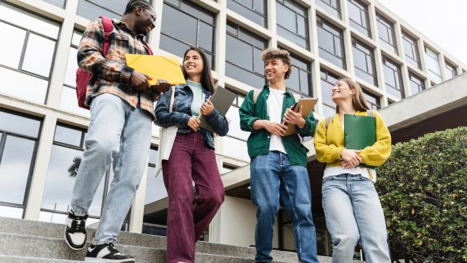 Vivir la etapa universitaria en Barcelona: guía práctica para elegir tu residencia